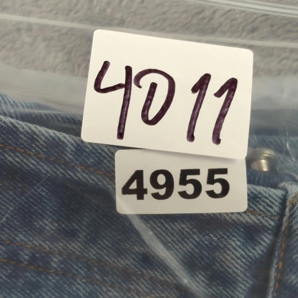 Vintage Calvin Klein Jeans Womens 9/30 Blue High Rise Mom Relaxed Denim USA 90s - Picture 13 of 13